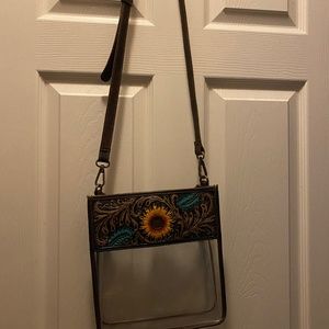 Myra Crossbody